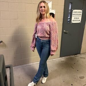 Meet your Posher, Danielle